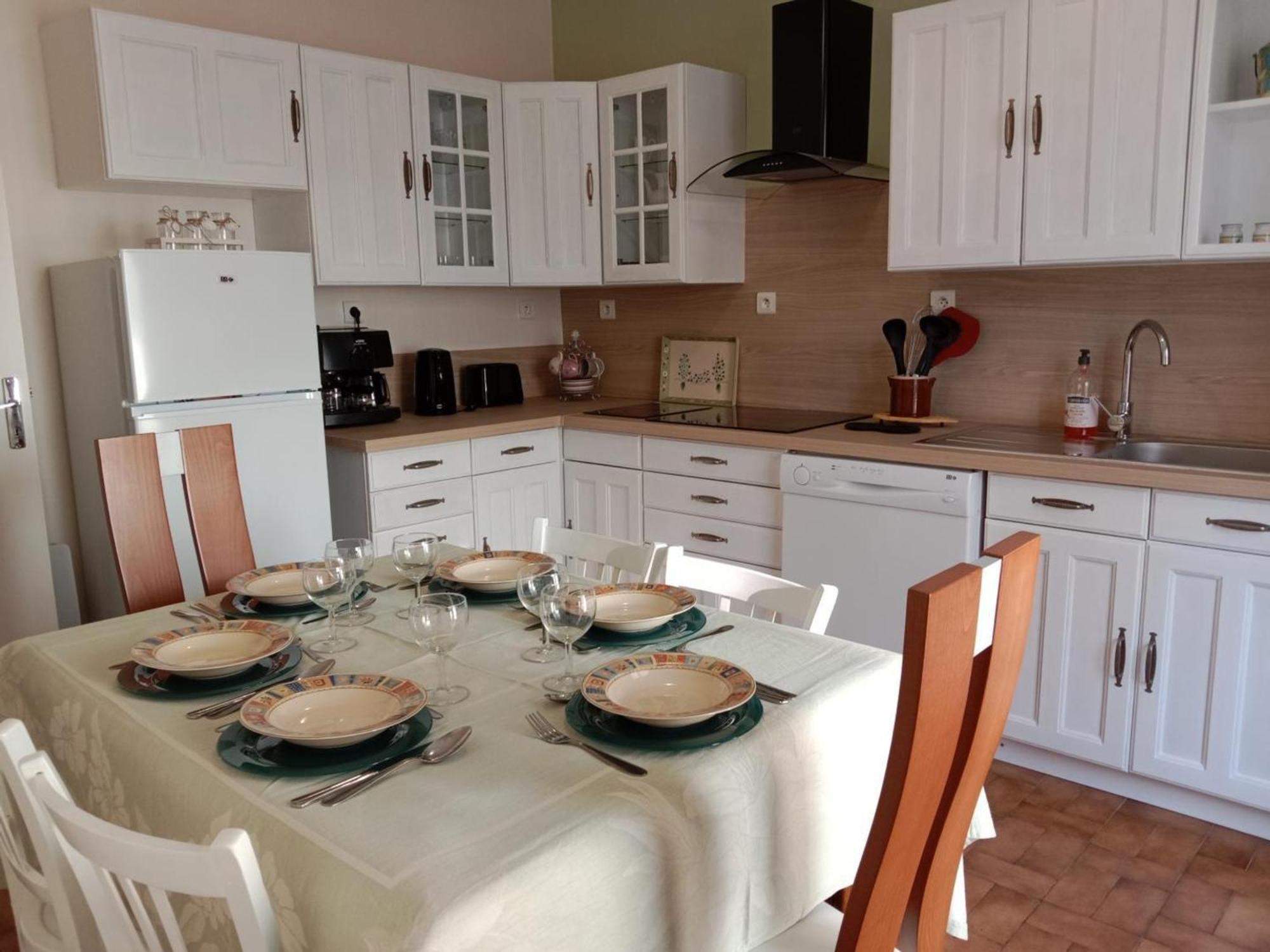 Maison Renovee Proche Vichy : 3 Chambres, Cour Fermee, Tout Inclus, Ideal Curistes Et Activites Naturelles - Fr-1-489-481 Bellerive-sur-Allier Exteriér fotografie